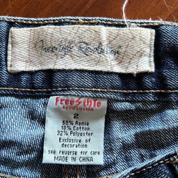 Freestyle Revolution Distressed Denim Jeans Shorts Woman Size 2 Sequins - Picture 3 of 7